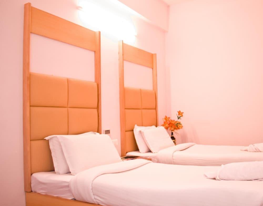 Hotel Rajadhane Madurai Exterior photo