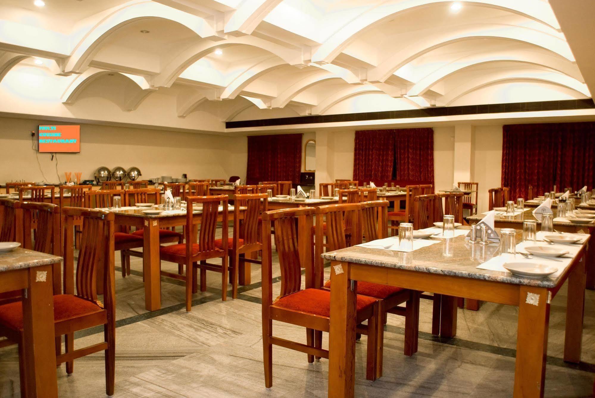 Hotel Rajadhane Madurai Exterior photo